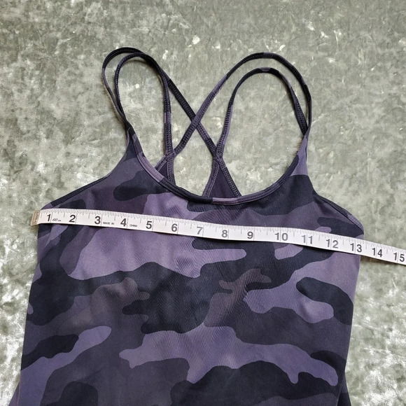 Old Navy Active Camp Tank With Built-in Bra - Picture 2 of 6